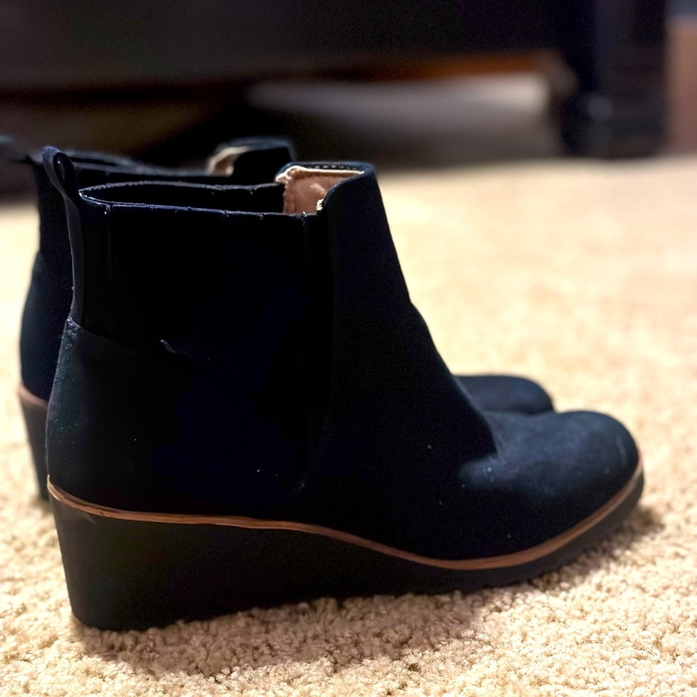LifeStride Suede Like Black Booties Size 7.5 Like New